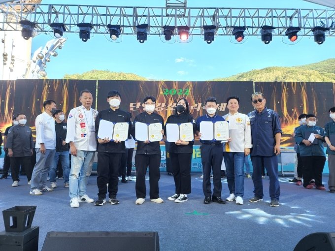 사진의 설명을 넣어 주세요